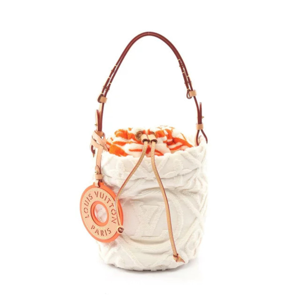 Louis Vuitton LV Vacation by the Pool Bucket Shoulder Bag Leather Pile White
